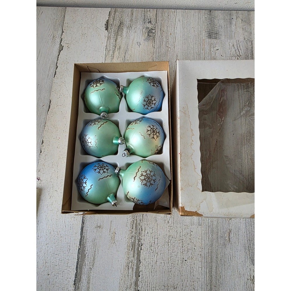 Vintage Austria ombre blue snowflake stencil Micah glitter ornament Xmas tree
